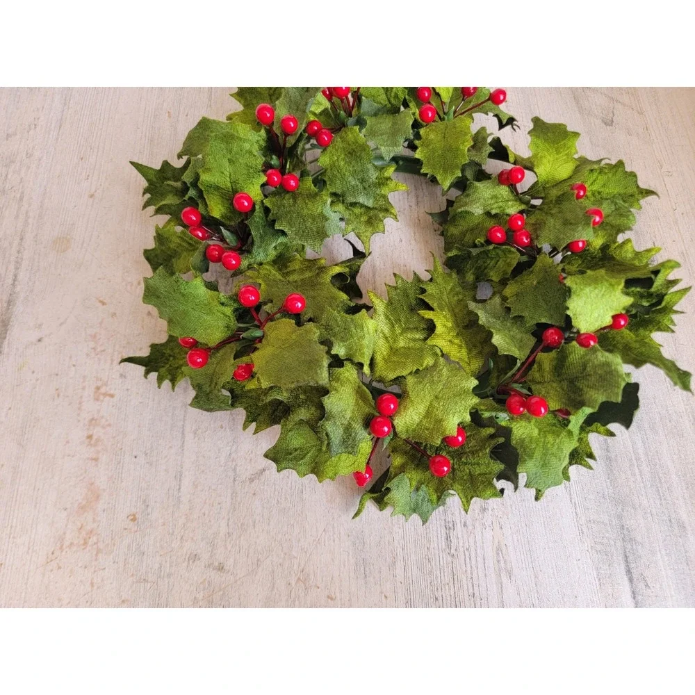 Mistletoe faux wreath Xmas‎ home decor red cranberry figure unique
